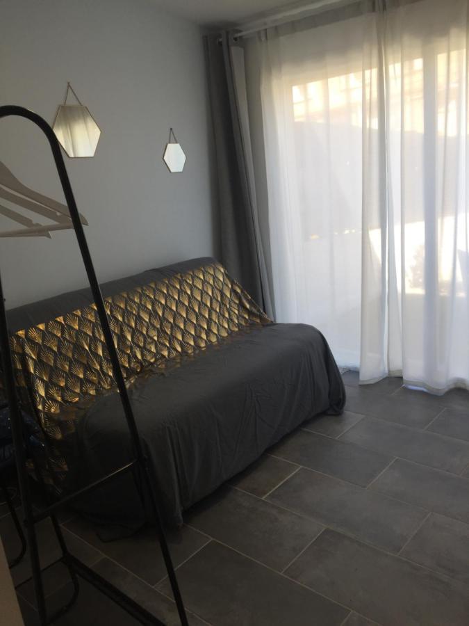 Chez Sandy Bed and Breakfast Aubagne Exteriör bild